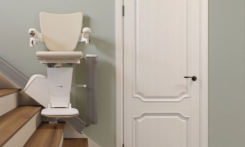 Handicare 1100 Stairlift by Savaria