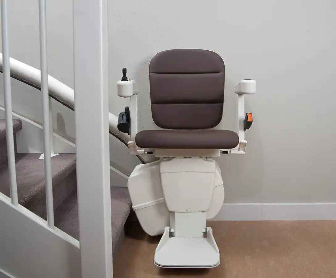 Freecurve with brown Elegance seat